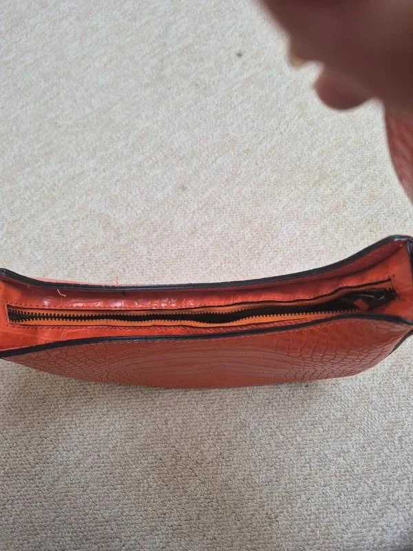 Bolso de mano Hotic naranja efecto cocodrilo vintage Y2K – photo 9